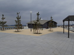 桂島漁港休憩所  基礎嵩上工事